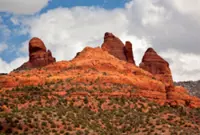 Quickcheck: Is there a famous rock that looks just like Snoopy from Peanuts?