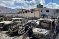 Pakistan sends helicopters, drones to end desert standoff; 58 dead