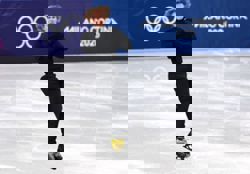 Olympics-Figure skating-Quad god meets Dogg: Snoop gives Malinin a 'Perfect 10'