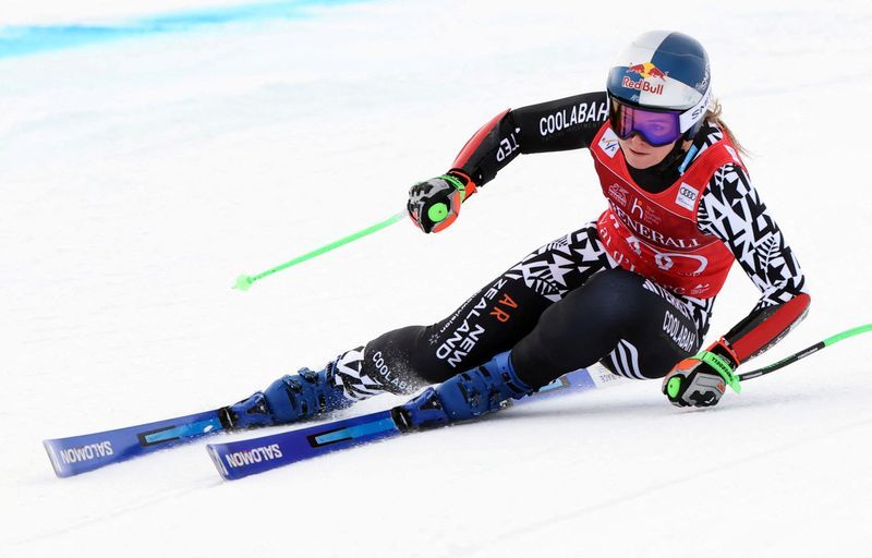 Olympics-Alpine skiing-New Zealand's Robinson sets sights on super-G gold