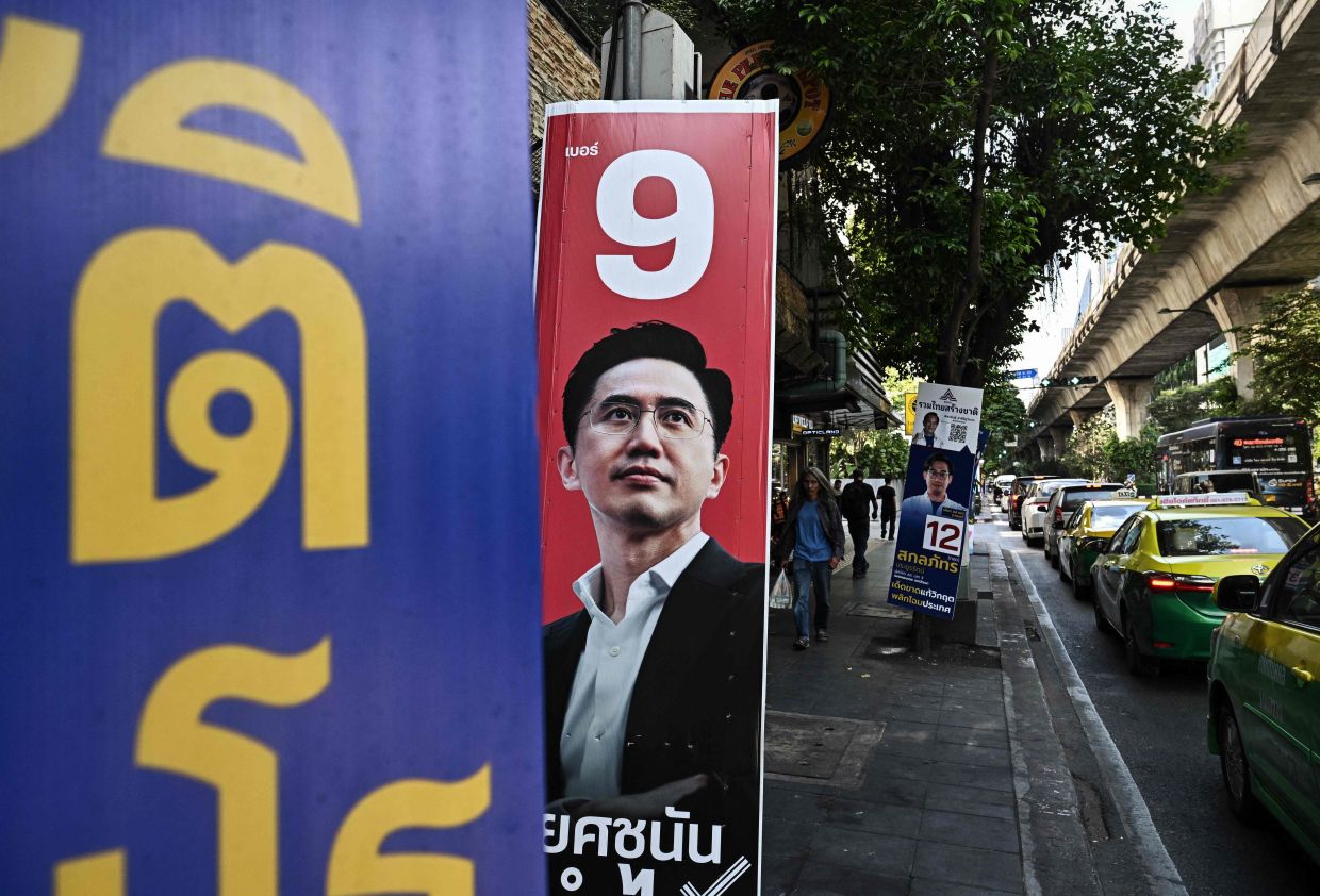 Family affair: Thailand waning dynasty still election kingmaker