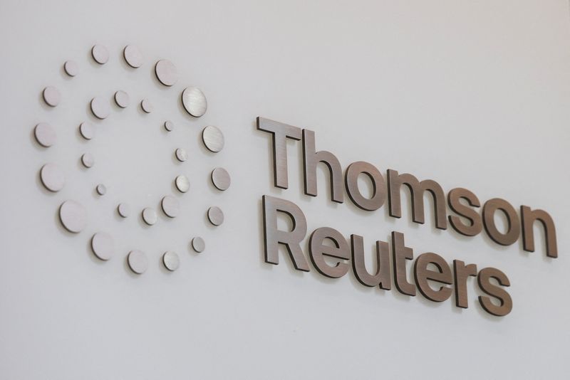 Thomson Reuters reports fourth-quarter revenue rise