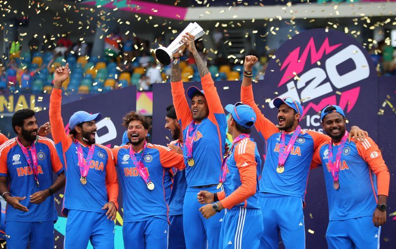 Cricket-Form and familiarity favour India in T20 World Cup