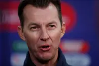 Cricket-Brett Lee bats for India-Pak match but Pakistan PM calls boycott 'appropriate'