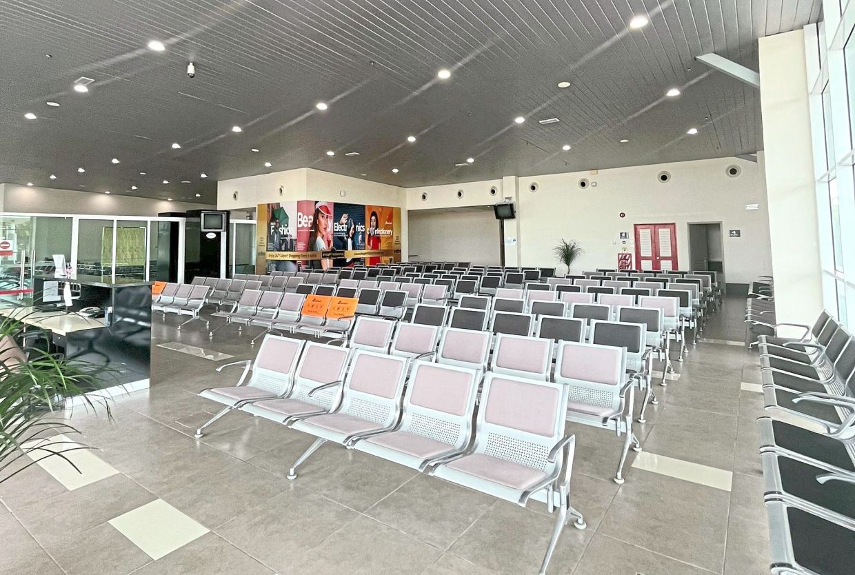 Melaka Airport’s bright, spacious terminal offers a smooth and reassuring arrival for medical travellers and families.