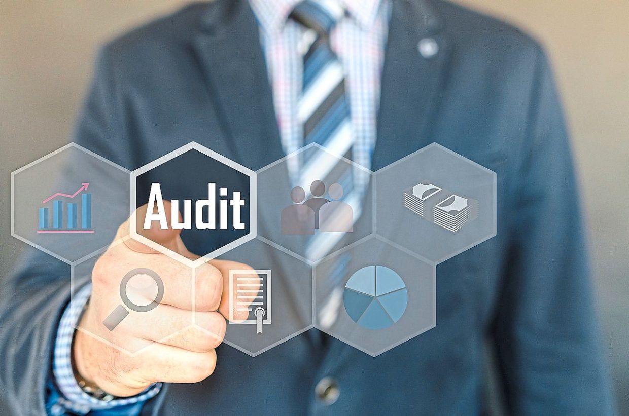 Combating corruption with data-driven auditing