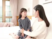 Those 'educational' videos aren't helping your child speak