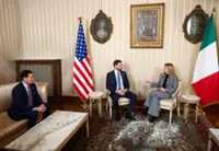 Olympics-Italy's Meloni plays down ICE agent furore as she meets Vance