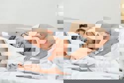 No pillows for glaucoma patients when lying down