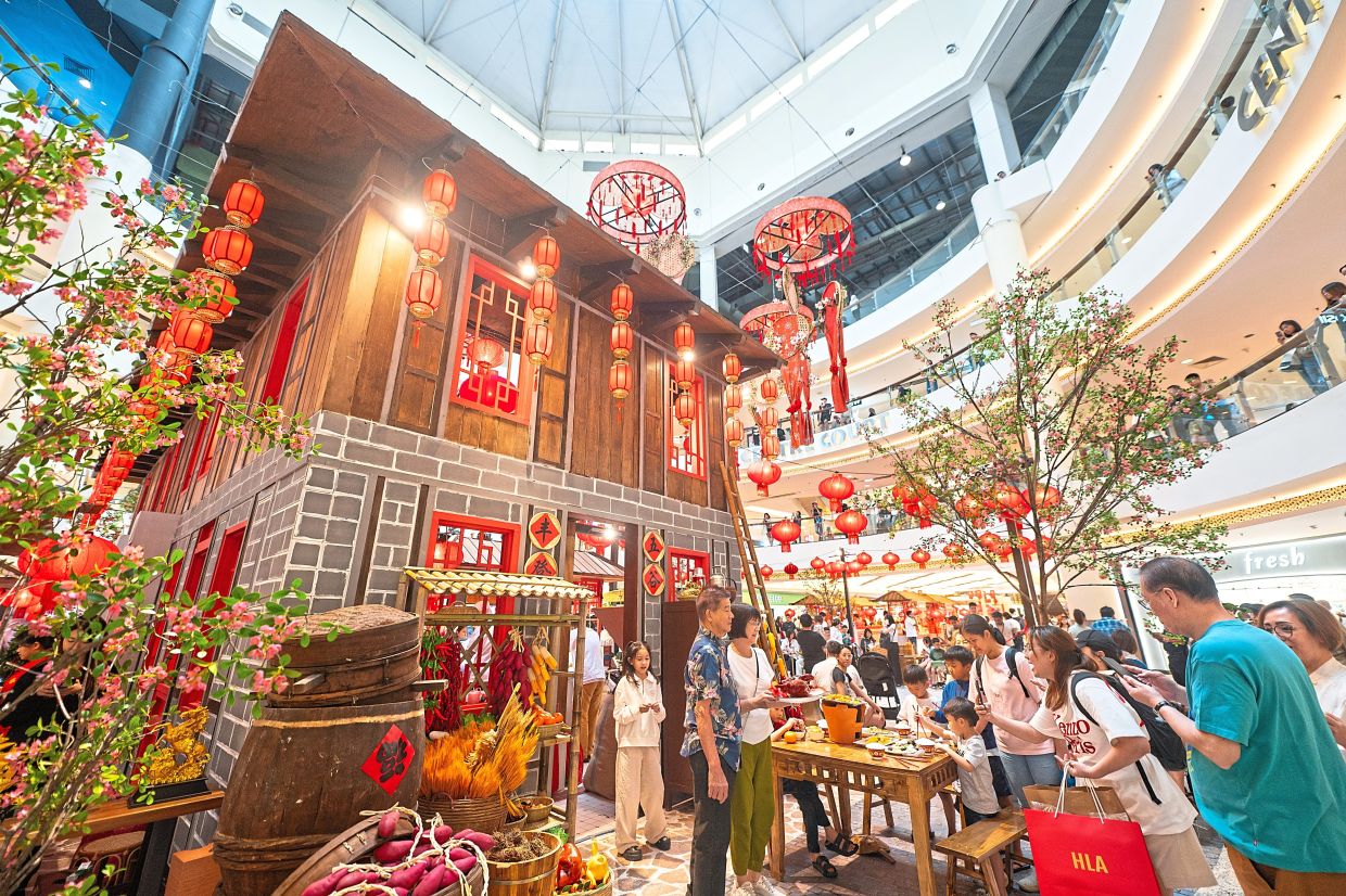 Mid Valley Megamall features a village-style courtyard setting for Chinese New Year.