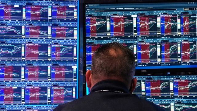 Asian markets extend global retreat as tech worries build