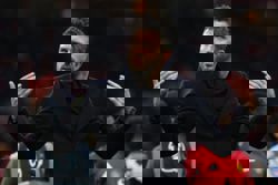 Soccer-Carrick urges no ‘knee‑jerk’ managerial decision amid United surge