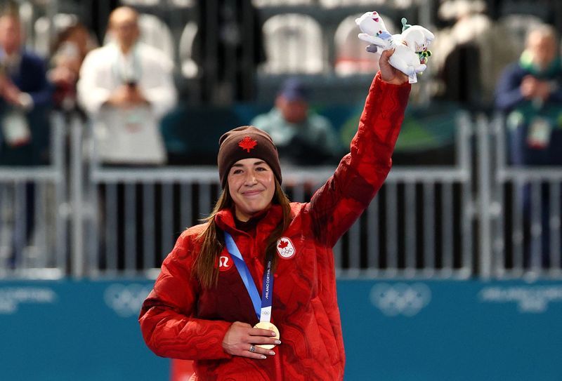 Olympics-Speed skating-Canadian Maltais credits winner Lollobrigida for pushing her to podium