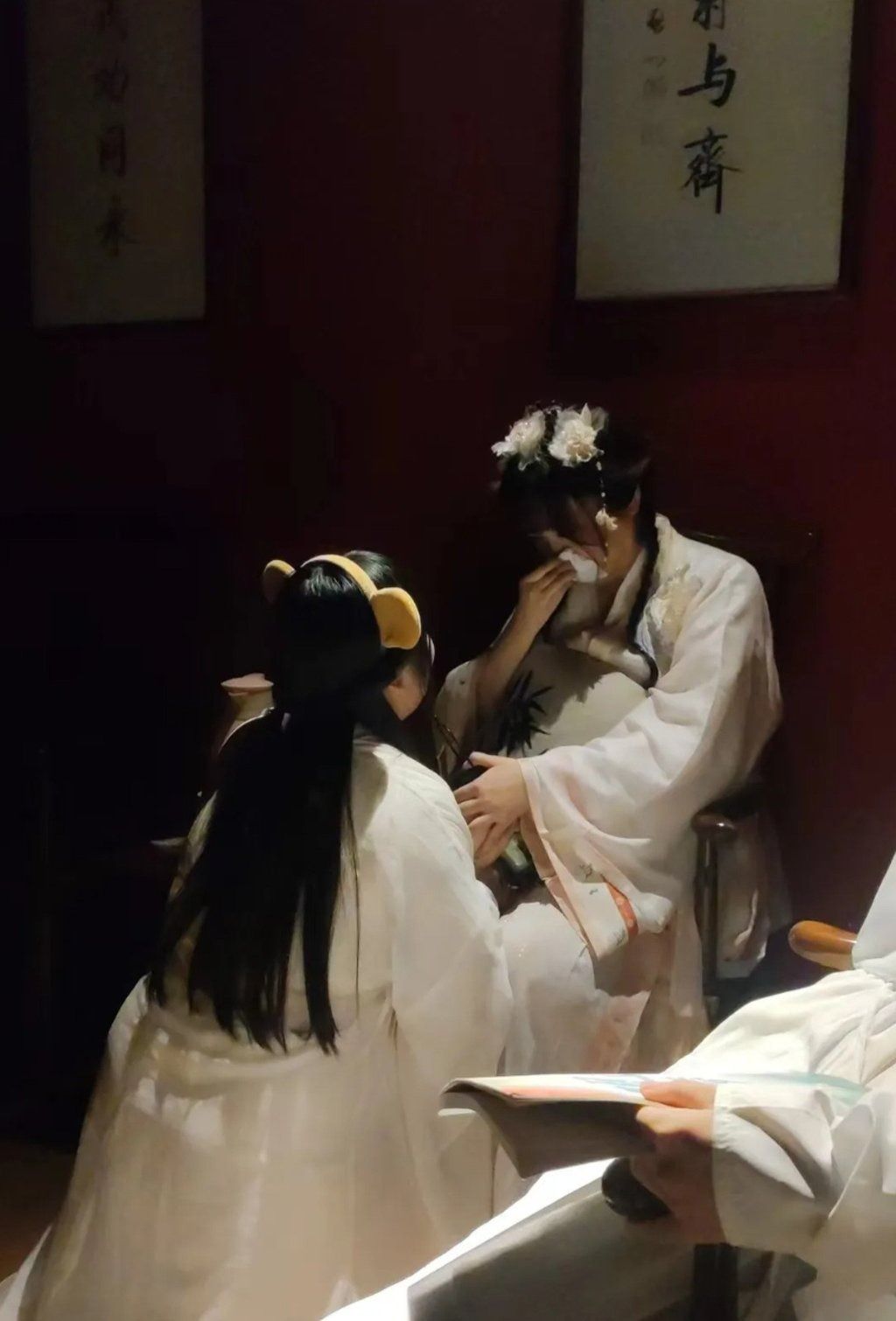 Most players are women, who perceive the game as a brief escape from reality and a form of psychological healing. - Photo: Weixin