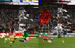 Soccer-Gyokeres double as Arsenal outclass Sunderland to extend lead