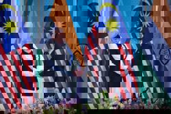 Anwar hosts ‘Friendship Appetisers’ luncheon for Modi