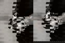 Knife-wielding man chases uni student at Melaka mall