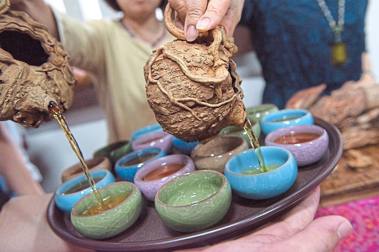 If you're a tea lover, Taiwan's rich tea culture is not to be missed. — Wikimedia Commons