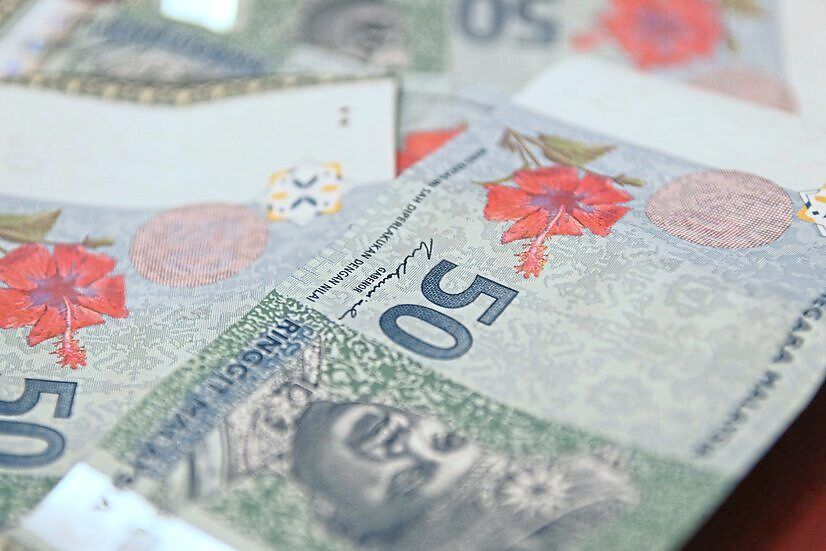 Ringgit opens little changed against US$ on mixed global sentiment