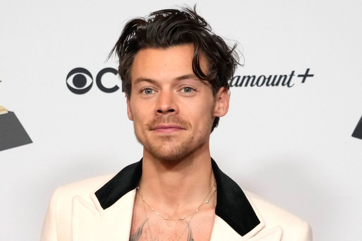 Harry Styles fans are selling blood to buy tickets for NYC concert