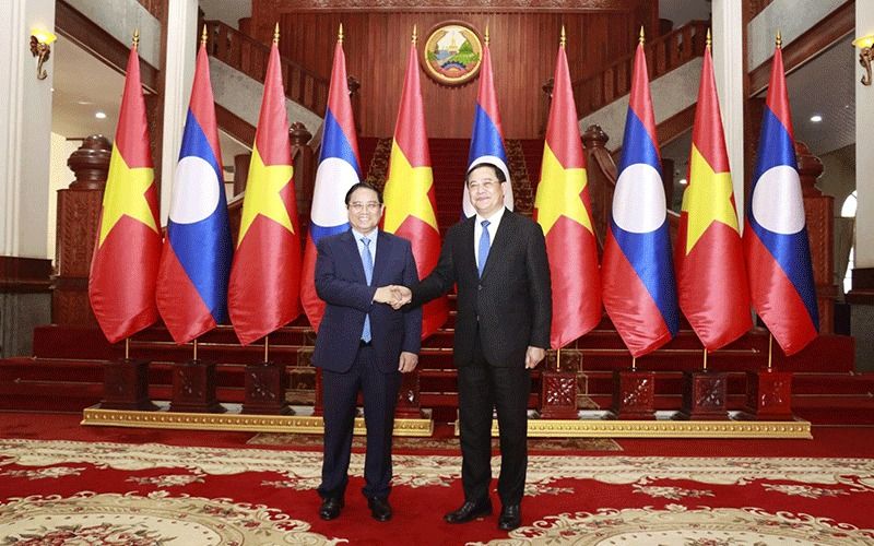 Laos, Vietnam PMs back rail, expressway projects