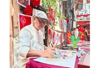 Nomadic artist back in town