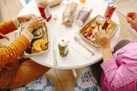 How food delivery Is reshaping mealtime