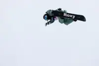 Olympics-Snowboard-American Kim says injured shoulder feeling good as she aims for third gold