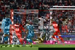 Soccer-Bayern open up six point lead with five goal thrashing of Hoffenheim