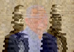 Apex court to decide Feb 10 whether Isa Samad walks free or goes to jail