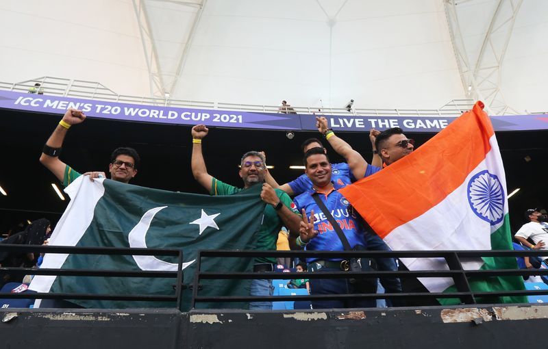 Cricket-Pakistan agrees to play India in T20 World Cup match, government says