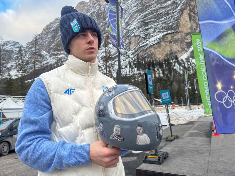 Olympics-Skeleton-Ukraine seeks permission for Heraskevych to wear 'helmet of remembrance'