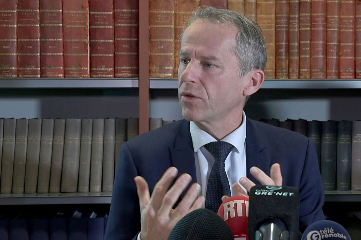 France calls for witnesses after ex-teacher charged with sexual abuse of 89 minors including those from the Philippines