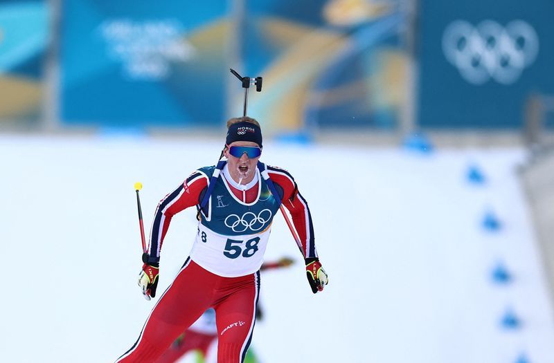 Olympics-Biathlon-Botn takes gold for Norway in men's 20km individual race