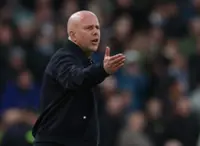 Soccer-Liverpool performances not up to the club's standards, Slot says