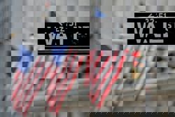 Wall Street advances as tech bounces further off of recent losses