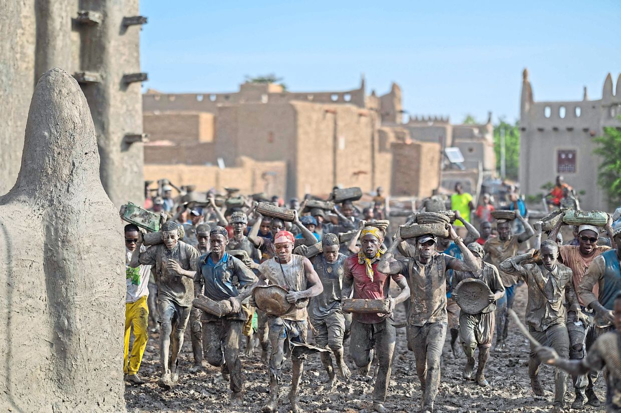 Mali’s troubled tourism sector crosses fingers for comeback