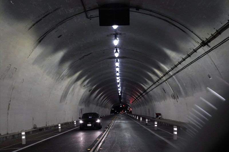 Lyft's weak adjusted core profit forecast, surprise 2025 loss send shares tumbling