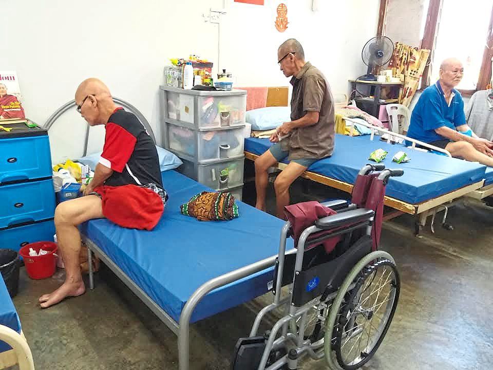 Members of Seniors Aloud provided some 70 new mattresses to elderly residents of a home.