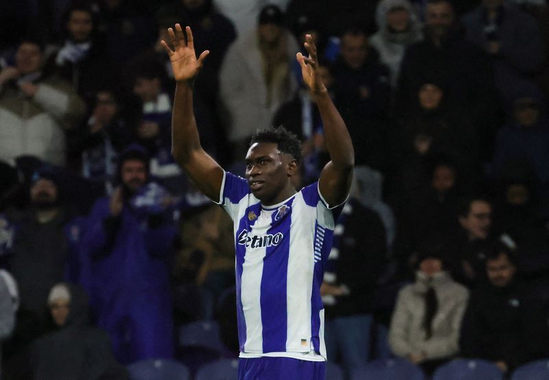 Soccer-Spain striker Aghehowa in race to be fit for World Cup after knee injury