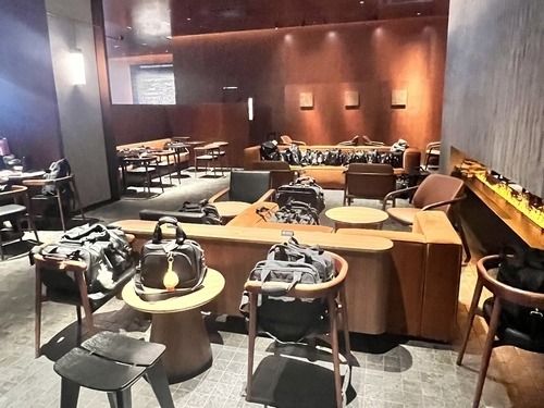 Flight crews criticised for long-term, unattended use of Starbucks seats in Seoul