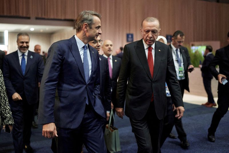 Turkish and Greek leaders set for talks on migration, maritime borders
