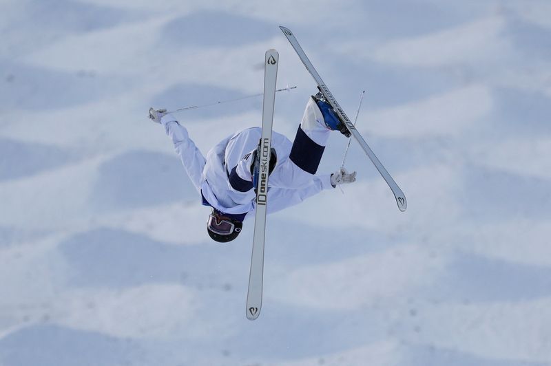 Olympics-Freestyle skiing-Elizabeth Lemley of U.S wins moguls gold