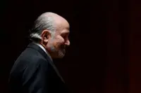 Lutnick claims no relationship with Epstein amid calls to resign