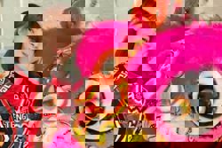 Singaporean actress Jeanette Aw learns lion dance in 3 hours, performs for seniors at nursing home