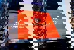 GlobalFoundries expects strong quarterly revenue on chips demand from data centers