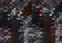 Soccer-Arsenal's Arteta pays tribute to sacked Spurs boss Frank