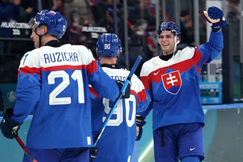 Olympics-Ice hockey-Finland fall to Slovakia in grim start to title defence