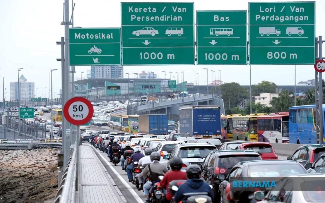 Singapore tightens enforcement at Woodlands checkpoint from Friday (Feb 13)