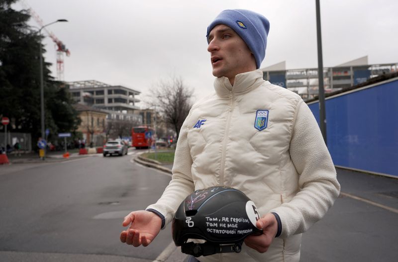 Olympics-Short track-Ukraine's Handei told to tape over 'heroism' message on helmet